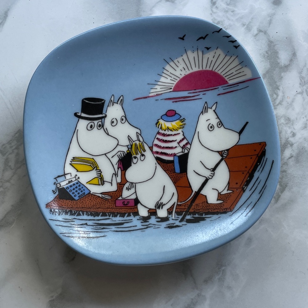 Arabia Finland MOOMIN Characters Wall Plate 'Raft Hinode’